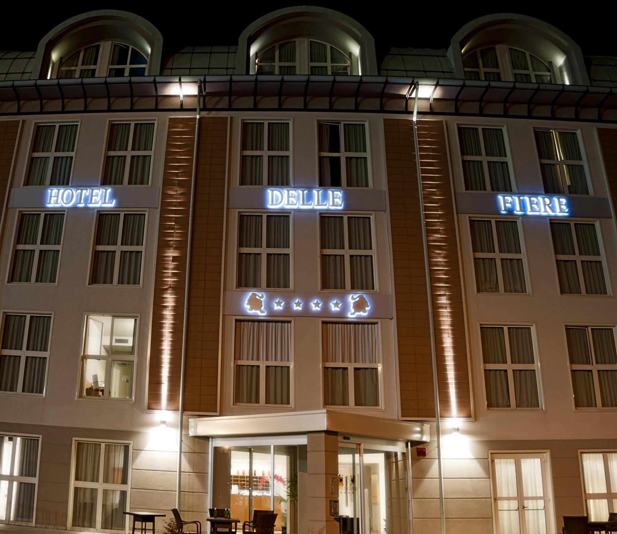 Hotel Delle Fiere Mozzate Extérieur photo