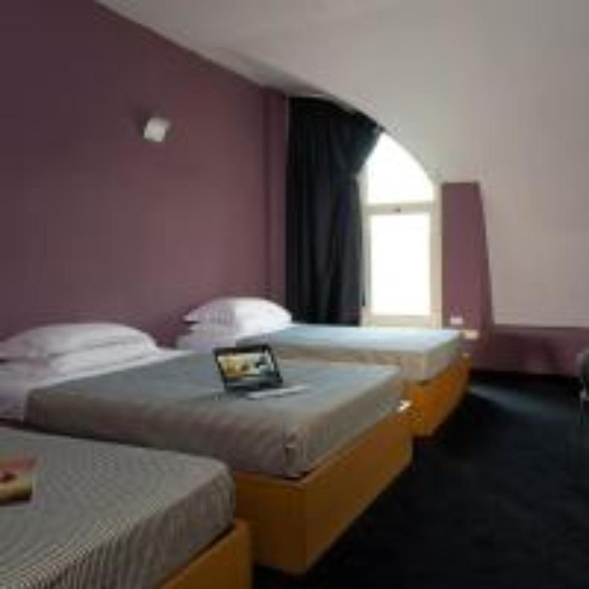 Hotel Delle Fiere Mozzate Extérieur photo