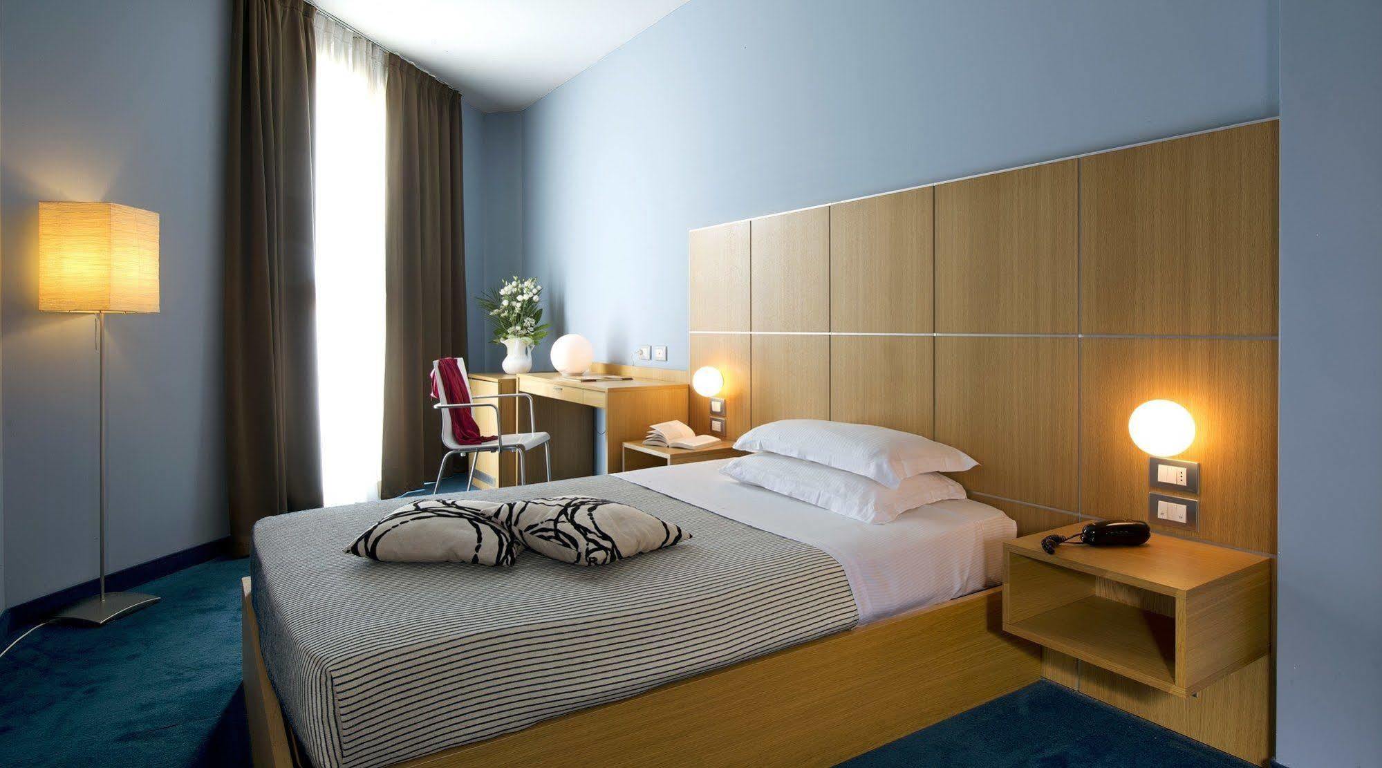 Hotel Delle Fiere Mozzate Extérieur photo