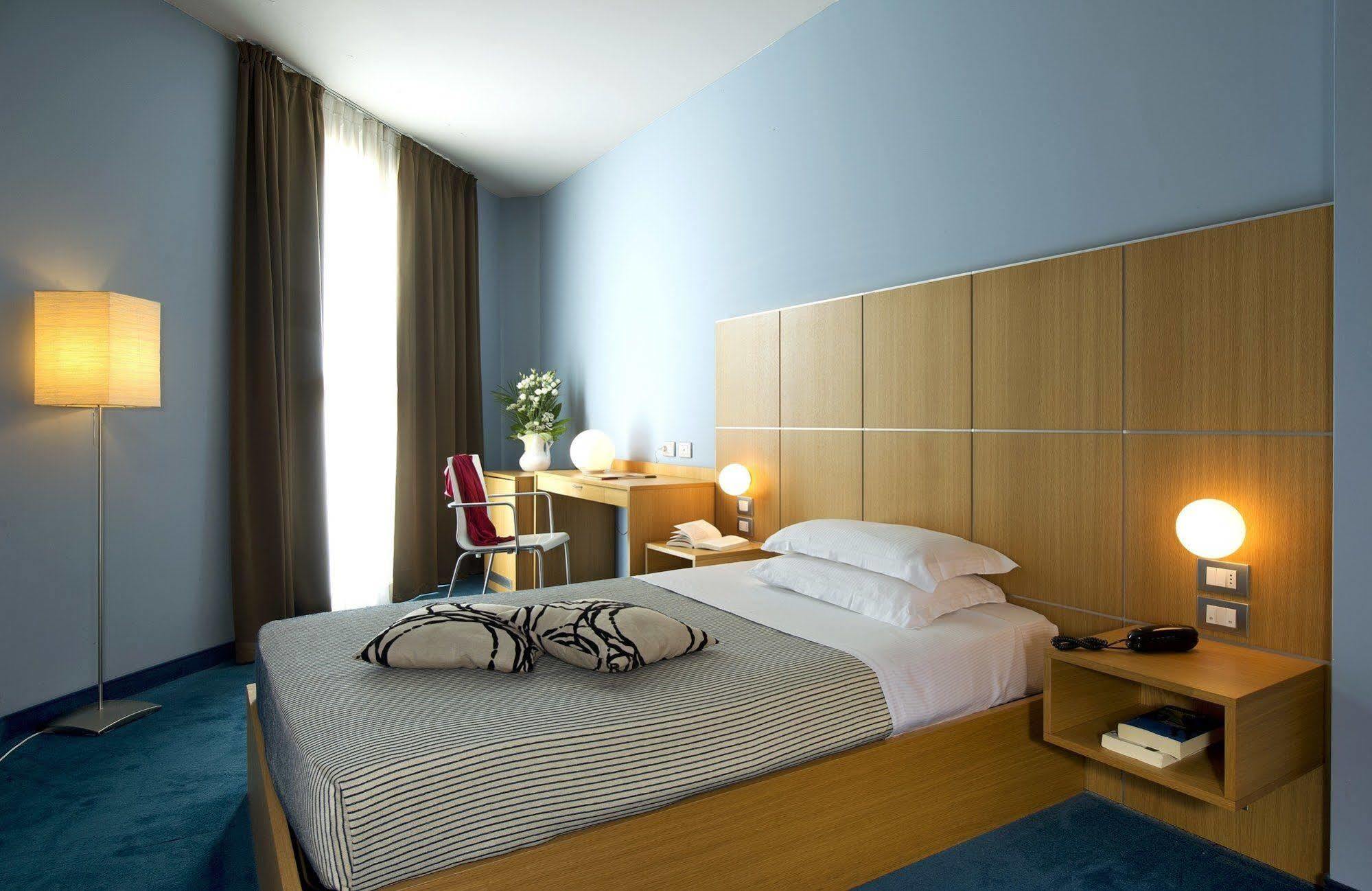 Hotel Delle Fiere Mozzate Extérieur photo