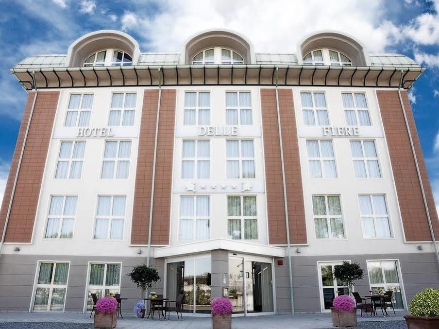 Hotel Delle Fiere Mozzate Extérieur photo